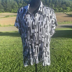 Essentials By Milano Women’s Sz XL Butterfly Sleeve Button Up Blouse Top Sheer